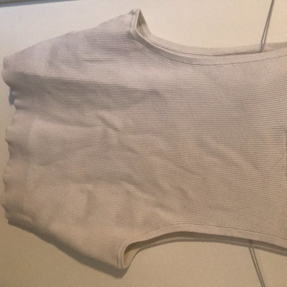 Wilfred Aritzia Crop button up tank top - Picture 3 of 3